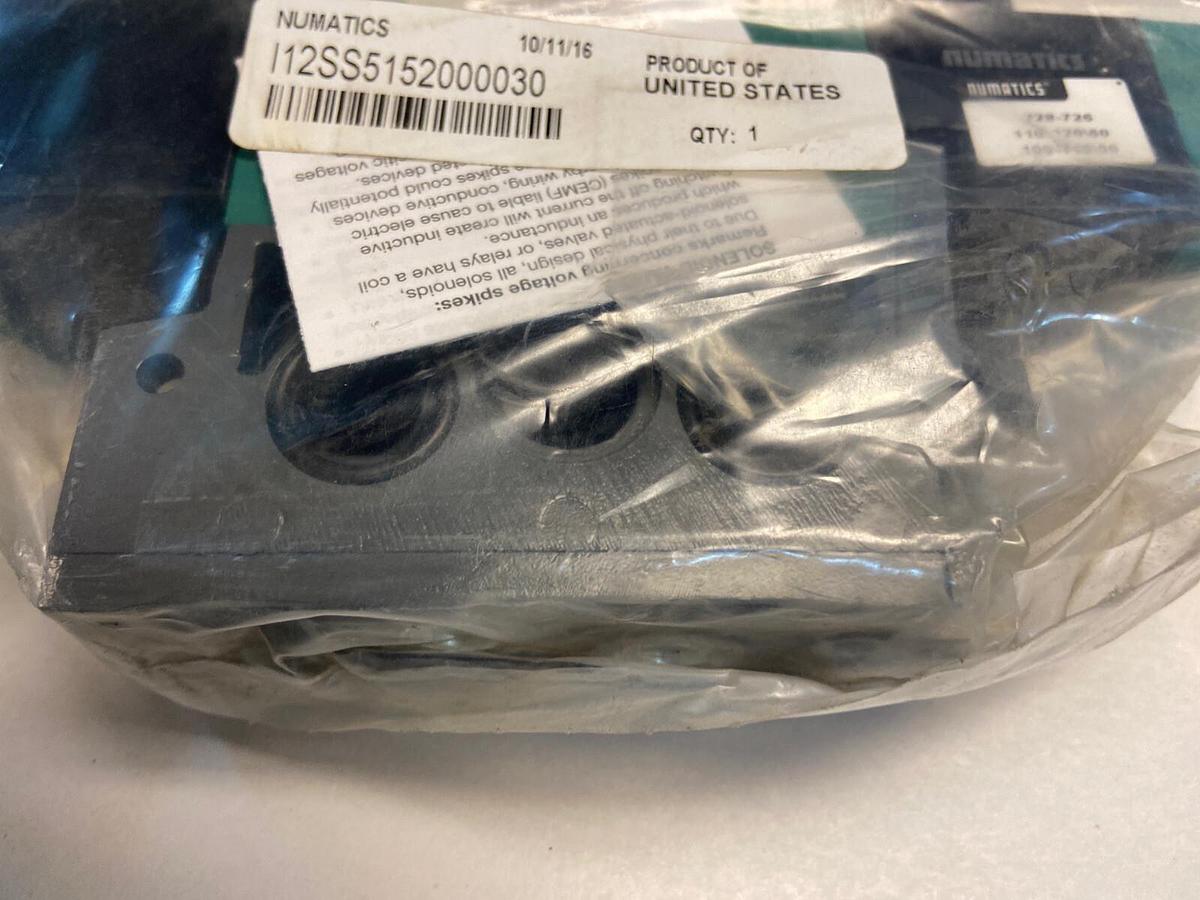 Used Numatics,I12SS5152000030,Double Solenoid Valve NOS in Sealed Bag