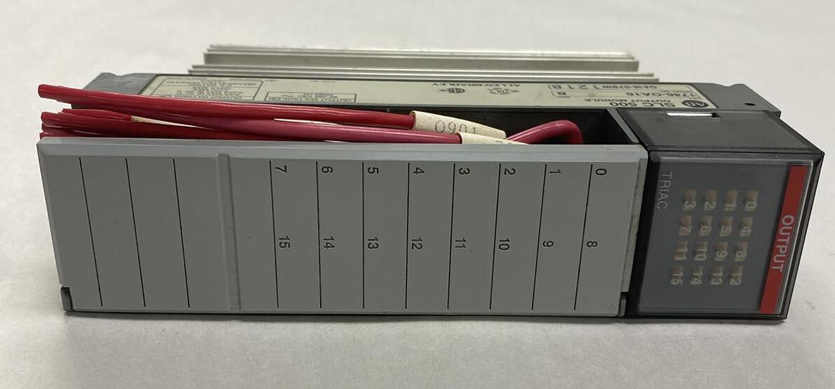 Used Allen-Bradley,1746-OA16,Ser B SLC 500 Output Module