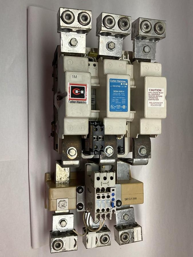 Cutler-Hammer,CN15TN3,NEMA Size 6 Contactor w/Eaton 42-3973 Current Transformer