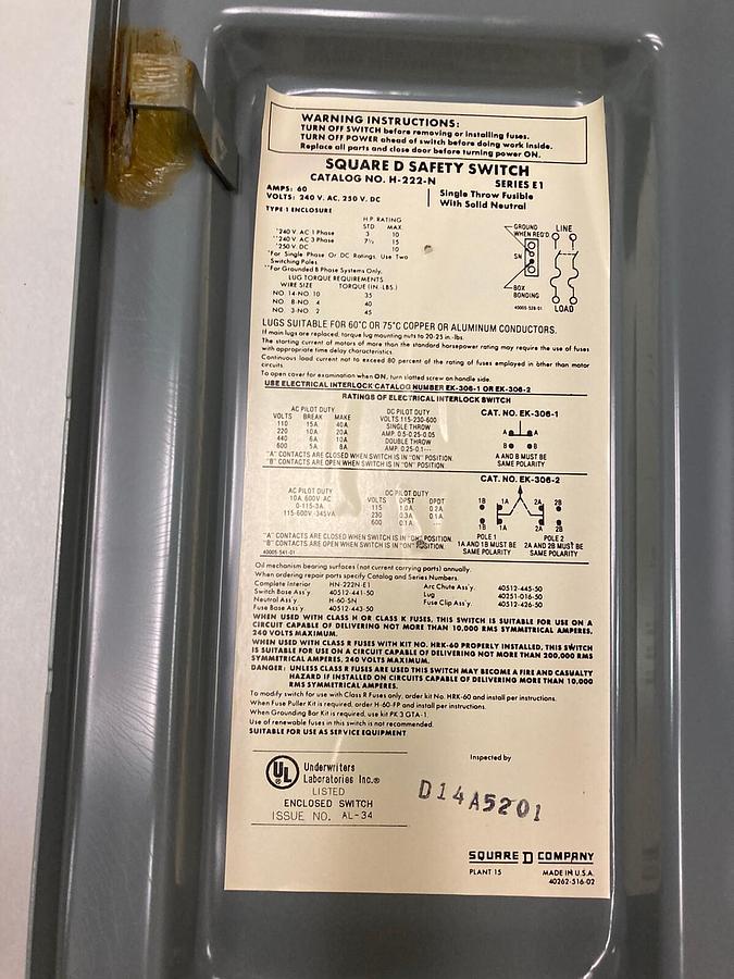 Square D,H222N,Safety Disconnect Switch 60 Amps  240 V.AC  250 V.DC