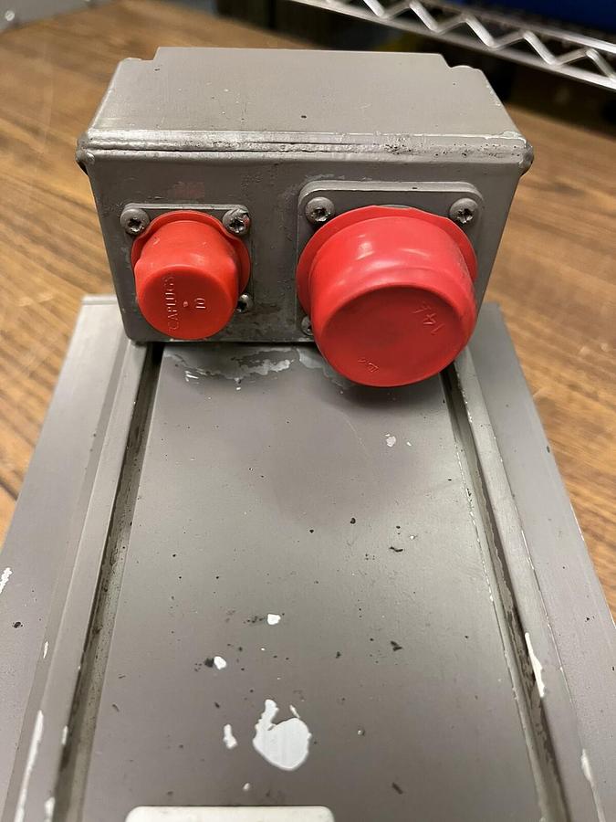 Used CONTROL TECHNIQUES,142DSC300CAAAA,SERVO MOTOR