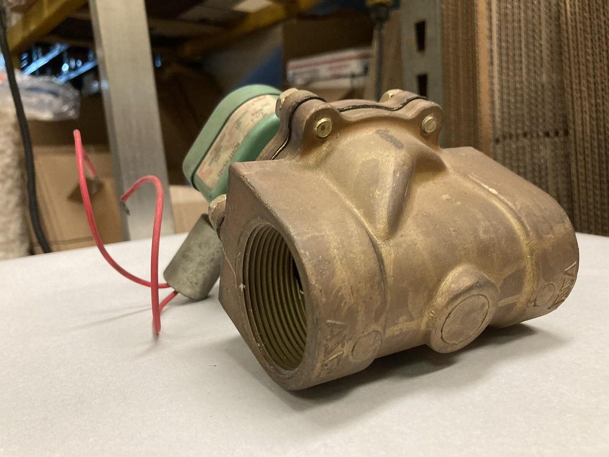 Used Asco,8210B59,Solenoid Valve 120/60V 1-1/2 Inch