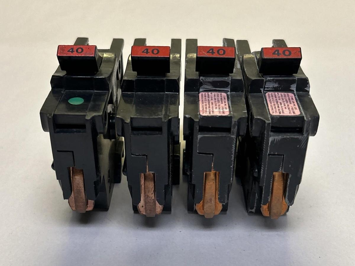 Used FEDERAL PACIFIC,NA140,CIRCUIT BREAKER 40A 120/240V 1P LOT OF 4