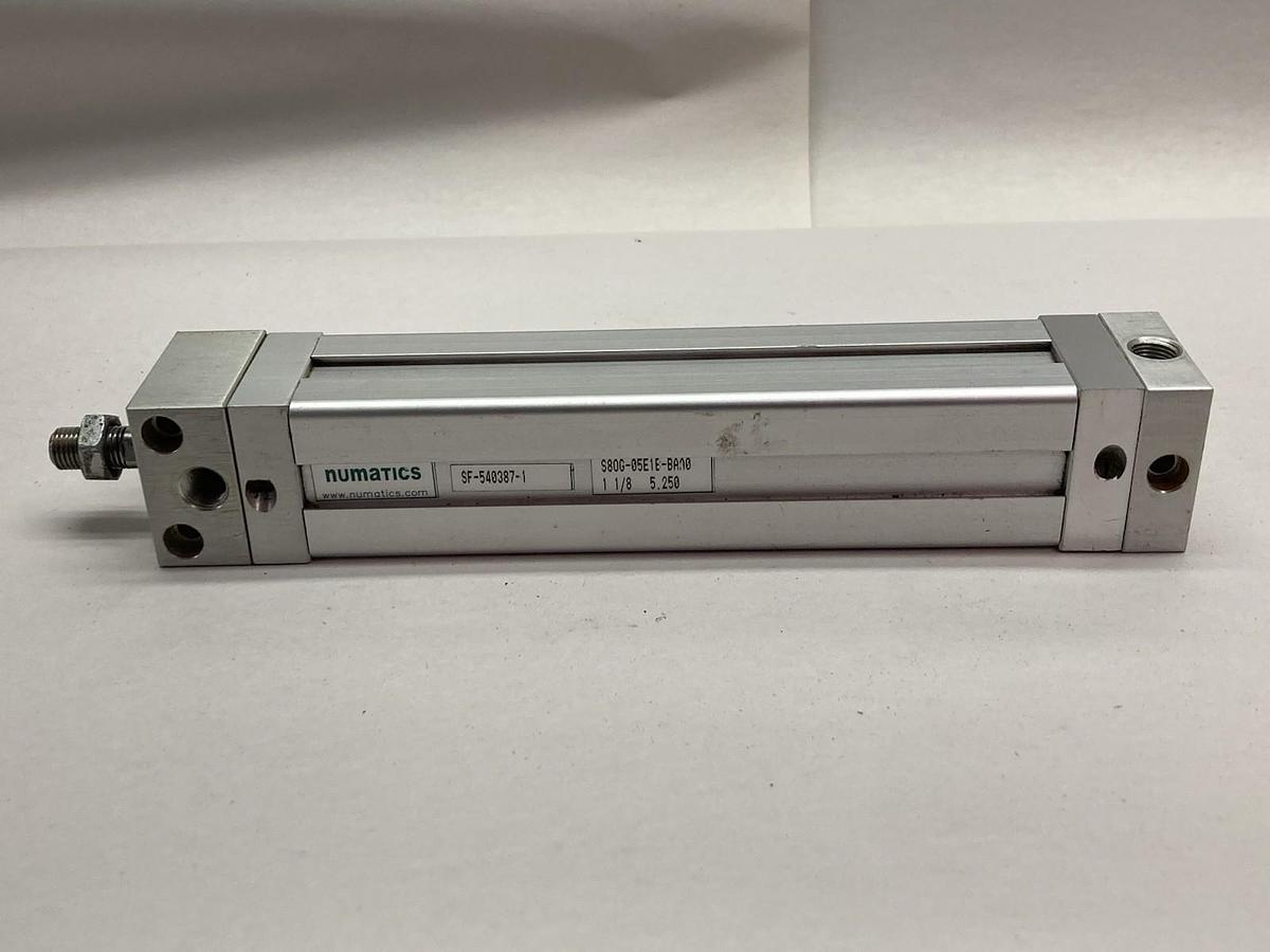 Used Numatics,SF-540387-1,Pneumatic Cylinder 1-1/8 5.250