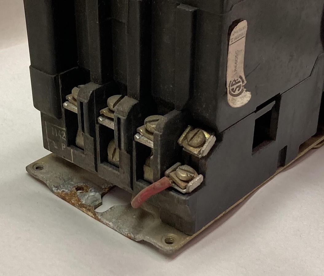 Used Square D,Class 8536 Type SB0-2,Magnetic Starter Open Type Nema Size 0 Form S Ser