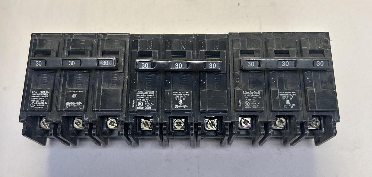 Used SIEMENS,B330,CIRCUIT BREAKER 30A 240V 3P LOT OF 3