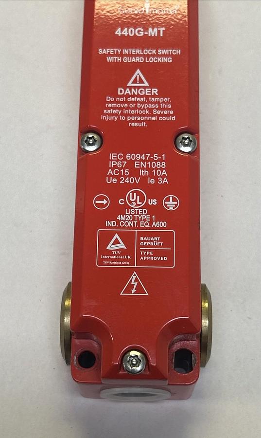 Used ALLEN BRADLEY,440G-MT47080,GUARDLOCK SAFETY SWITCH