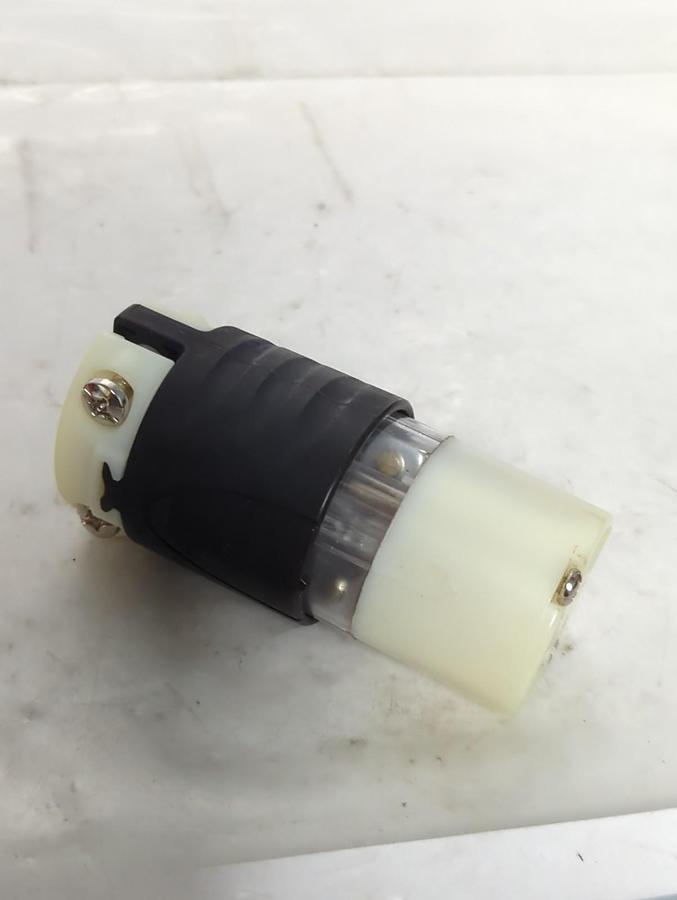 PASS & SEYMOUR,PS5269-X,STRAIGHT BLADE CONNECTOR 15A 125V NEMA 5-15R NOS