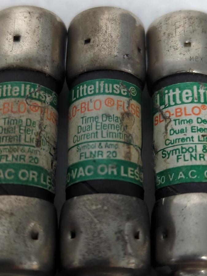 Used LITTELFUSE,FLNR 20,SLO-BLO 20 AMP FUSE LOT OF 3 PRE-OWNED