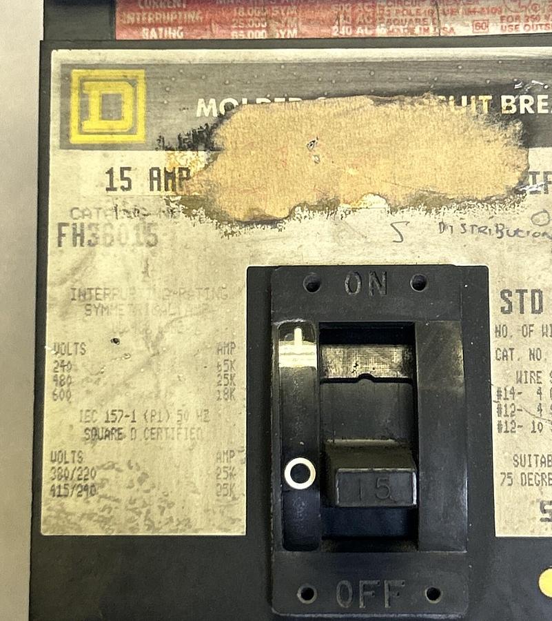 Used SQUARE D,FH36015,I-LINE CIRCUIT BREAKER 15A 600V 3P