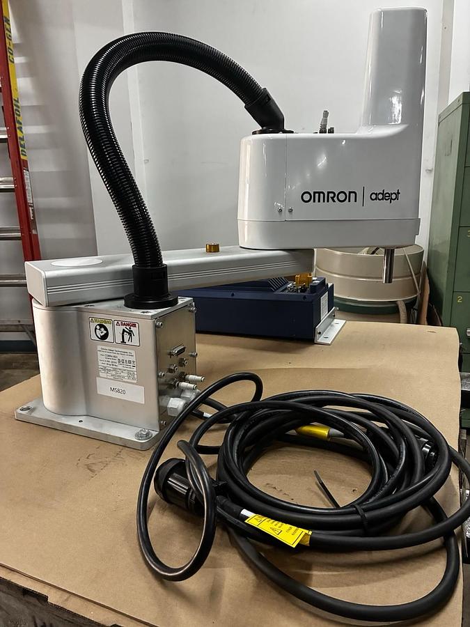 Used OMRON ADEPT,COBRA 650,INDUSTRIAL ROBOT W/ EMB-40M CONTROLLER UNIT