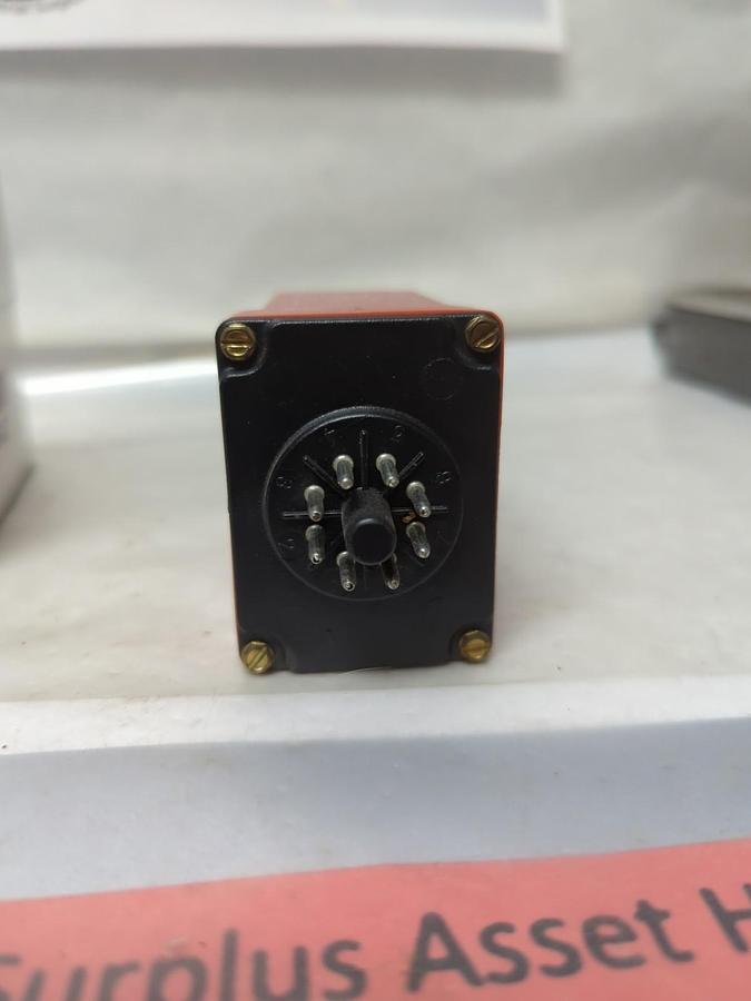 Used NATIONAL CONTROLS,T1K-300-461,SOLID STATE TIMER 3-300 SEC. RANGE 120VAC 50/60 HZ