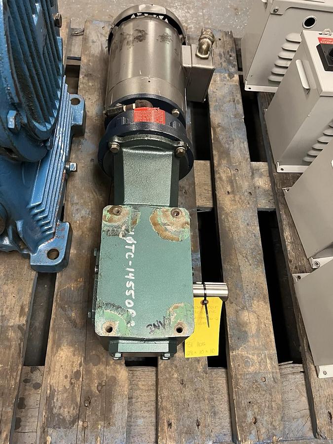 Used GROVE GEAR,BM226-2,GEAR REDUCER RATIO 20 BALDOR VM3546T MOTOR 1HP 1750RPM