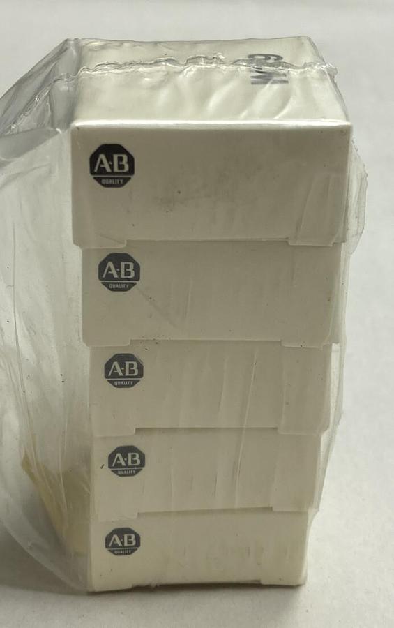 Allen-Bradley,W29,Heater Lot Of 5 New