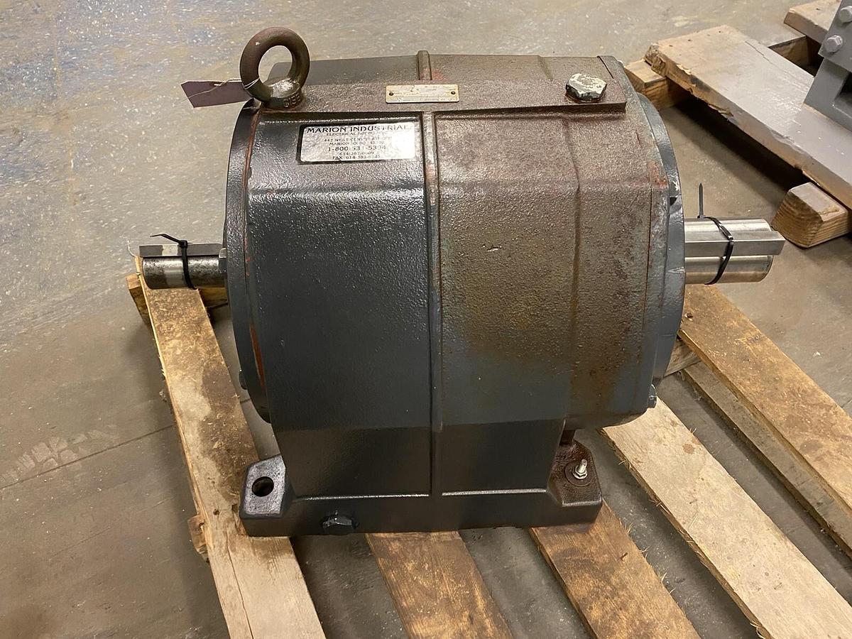 Used BROWNING,CBN2603SB390,GEAR REDUCER 90:1 RATIO 3 INCH OUTPUT 2 INCH INPUT