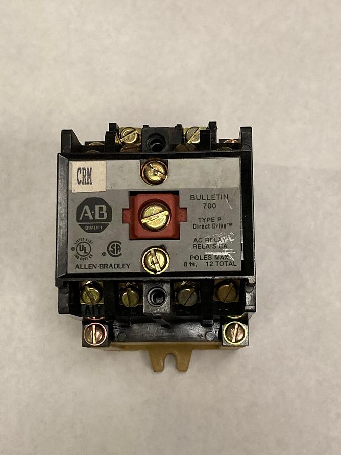 Used Allen-Bradley,700-P200A1,AC Relay