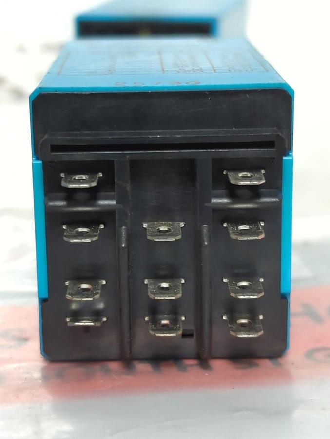 Used IDEC,RTE-B21,TIMER RELAY 24VAC/DC LOT OF 6 PRE-OWNED