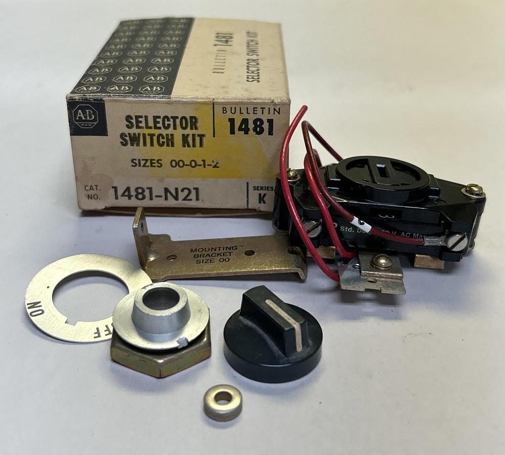 ALLEN BRADLEY,1481-N21,SELECTOR SWITCH NOS