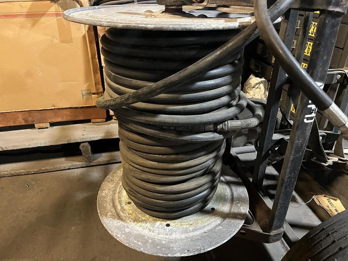 Used National Draeger,CO2,Fire Extingiushing Cart 150FT Hose Hanna 1526-17-18 Reel