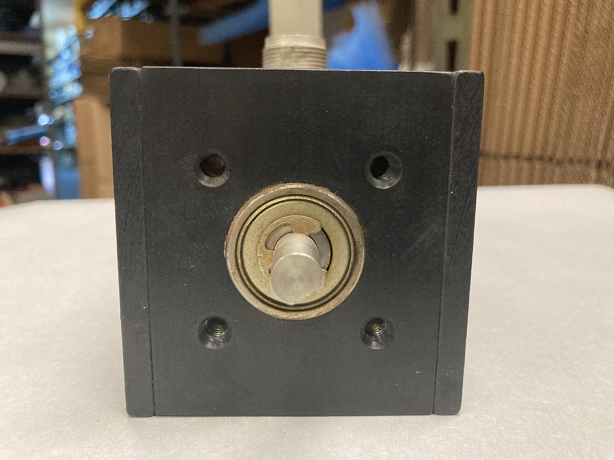 Accu-Coder,716-S,Incremental Shaft Encoder 15VDC