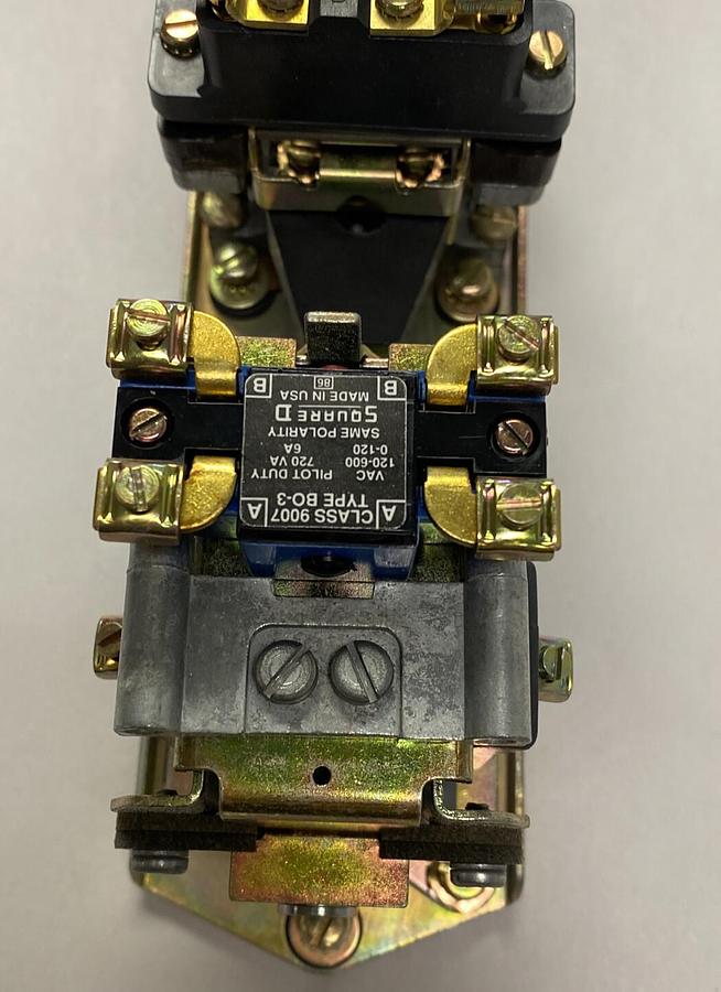 SQUARE D,9050-BO2E,PNEUMATIC TIMING RELAY 6A 120V NEW NO BOX