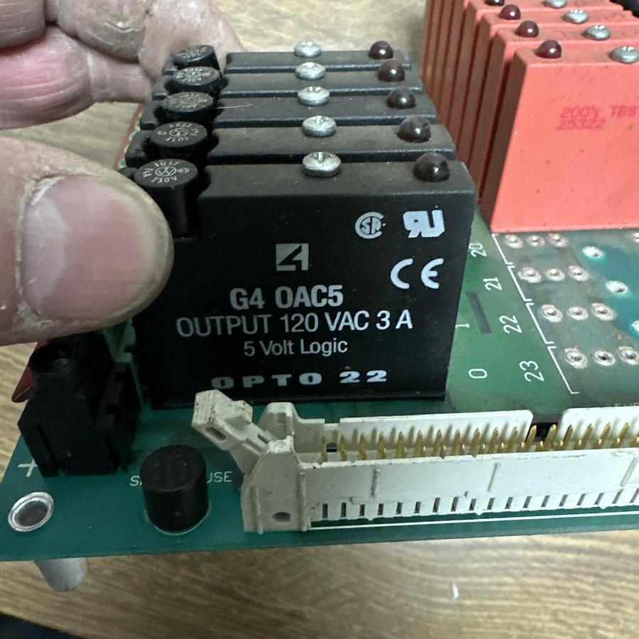 Used Opto 22,G4PB24,24 Channel I/O Module w/5 G4 OAC5 & 8 G4 ODC5 Output Modules