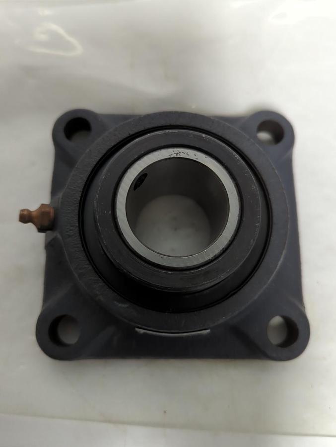 Used LINK BELT,F-223,FLANGE MOUNT BEARING 4-BOLT BASE 1-7/16 INCH BORE PRE-OWNED