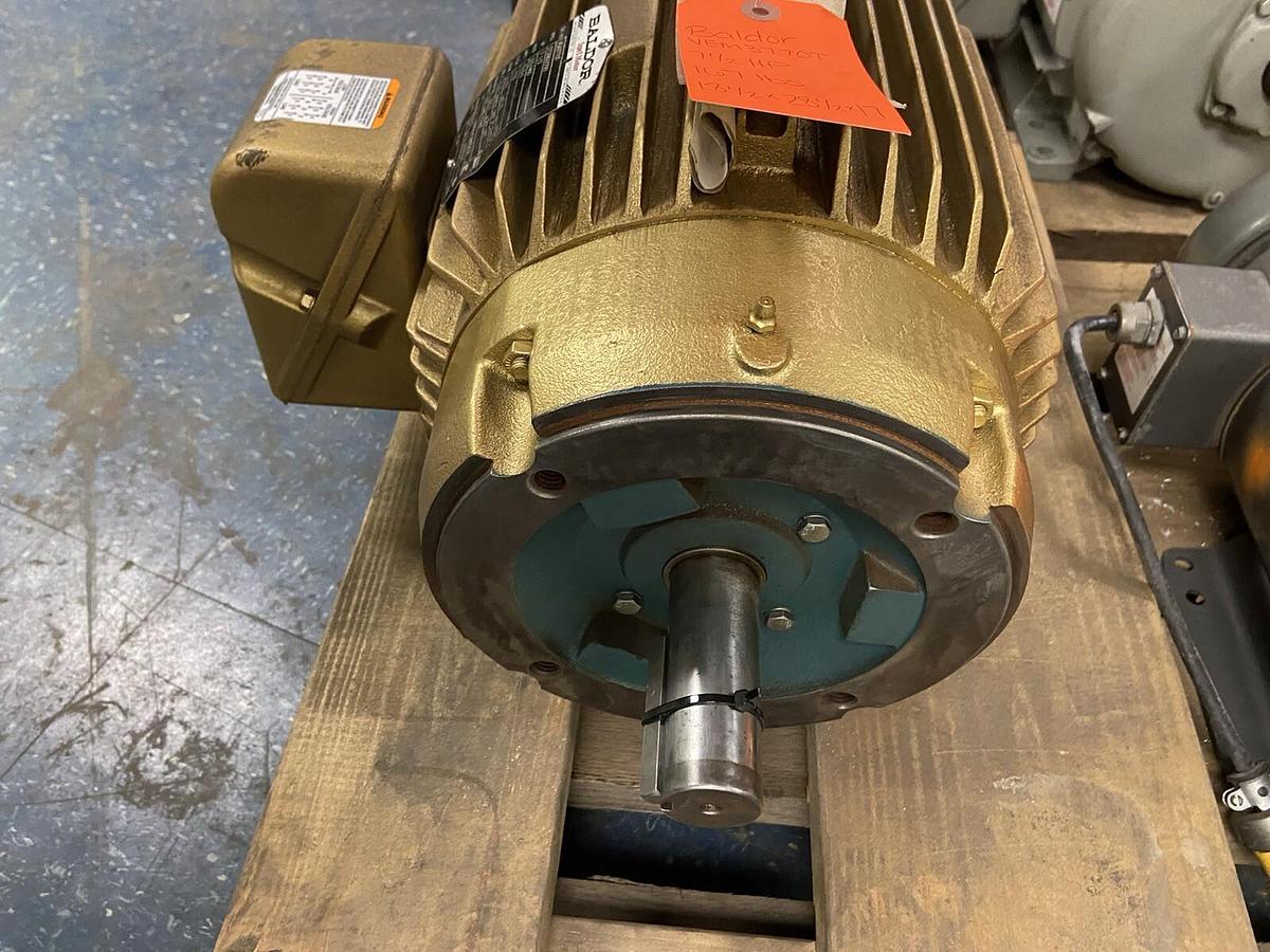 Baldor,VEM3770T,7.5Hp SUPER E MOTOR 213TC 1770RPM 230/460V NOS