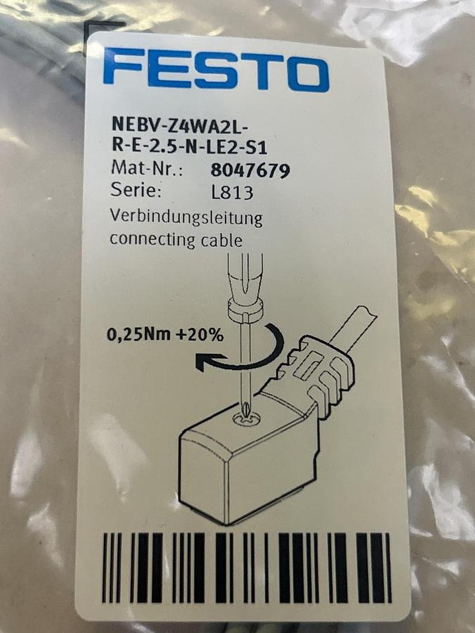 Used FESTO,NEBV-Z4WA2L-R-E-2.5-N-LE2-S1,CONNECTING CABLE NEW
