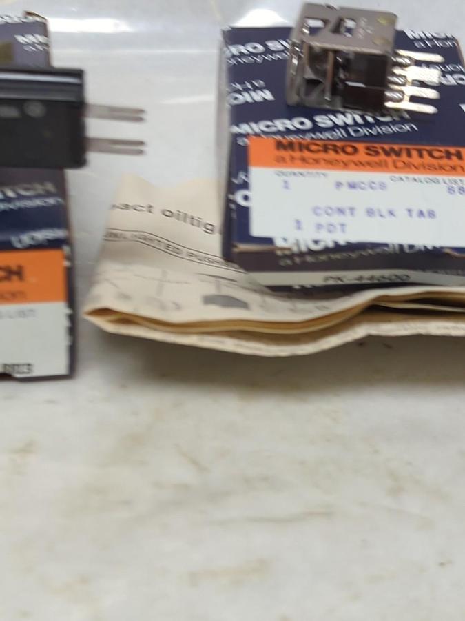 HONEYWELL,PMHC155G8CB,PUSHBUTTON KIT NOS
