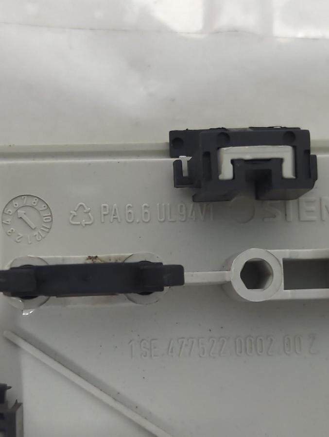 Used SIEMENS,PA6.6UL94VT,CONTROL PANEL INTERFACE PRE-OWNED