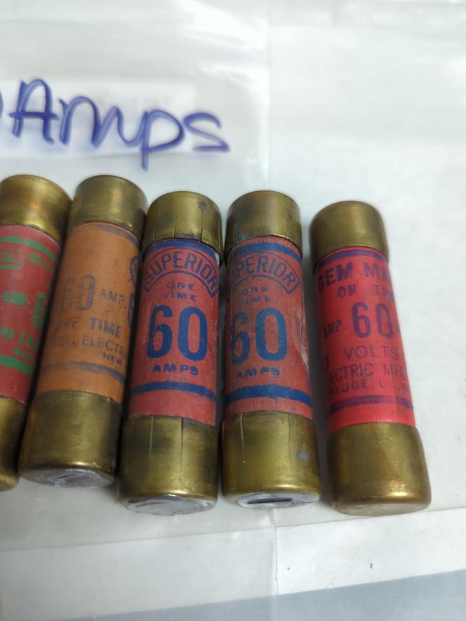 Used ROYAL/ZEM MAJOR,OT60,ONE-TIME 60 AMP FUSE LOT OF 8 PRE-OWNED