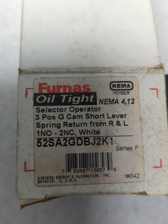 FURNAS,52SA2GDBJ2K1,3-POSITION SELECTOR OPERATOR WHITE NEMA 4/12 NOS