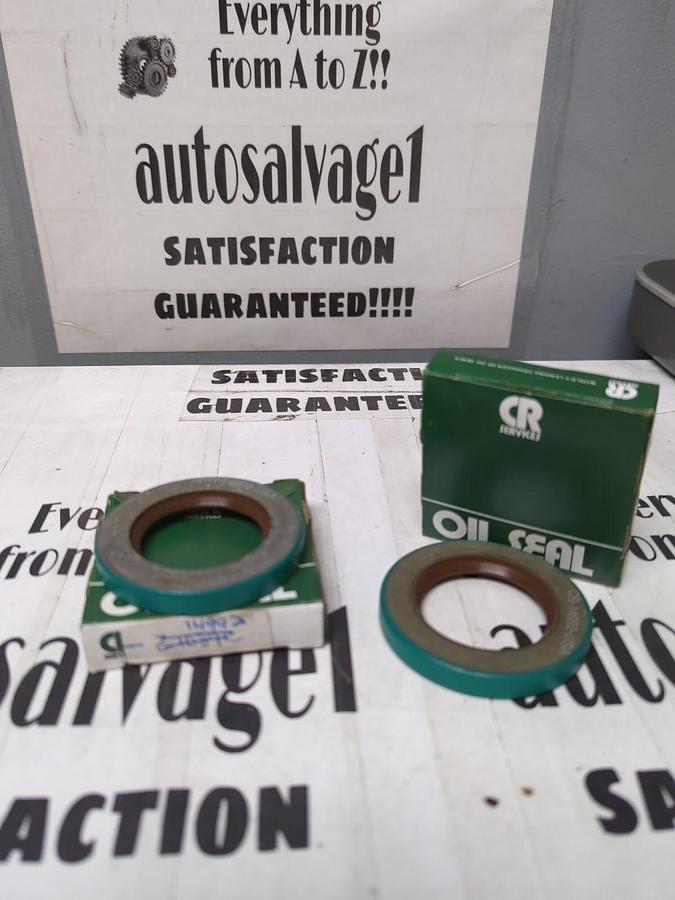 CHICAGO RAWHIDE,14992,OIL SEALS LOT OF 2 NOS