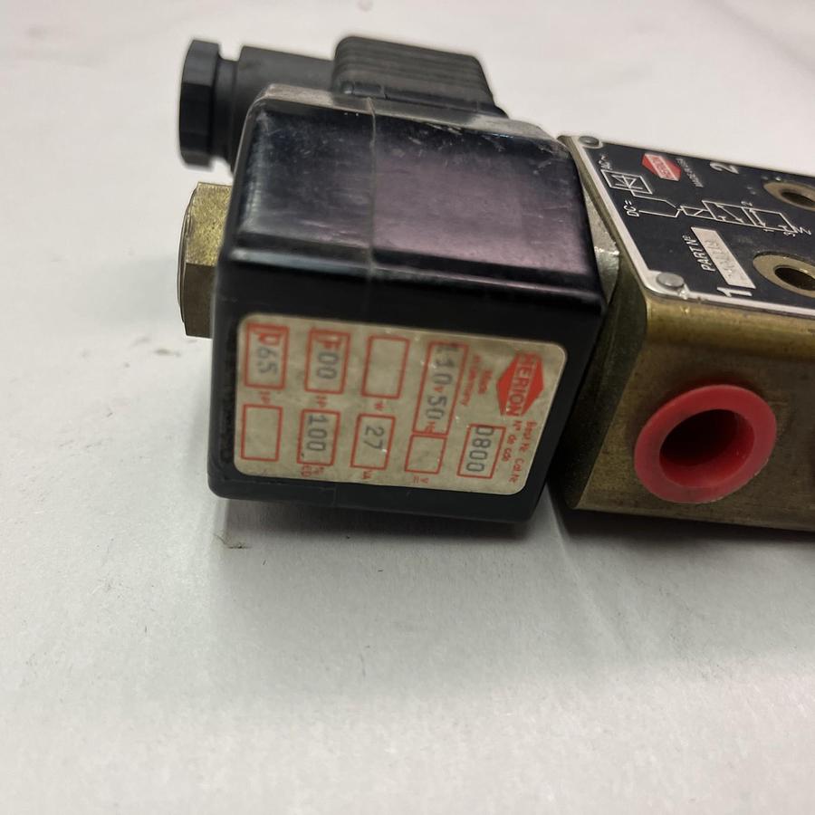 Used HERION,2401119,3/2-WAY SOLENOID POPPET VALVE PORT SIZE G 1/4
