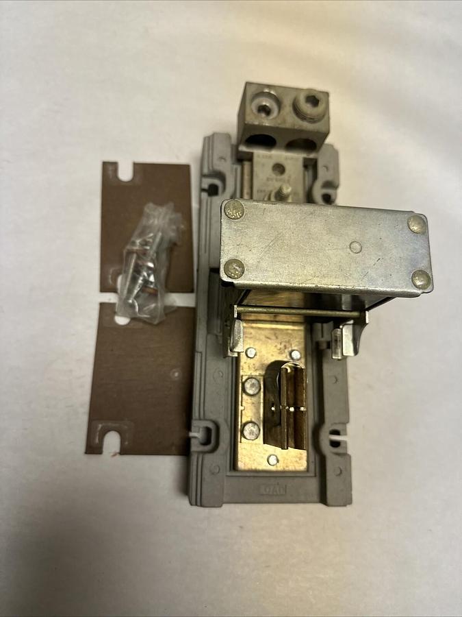 Used ITE,JN-425,400 Amp Fused Disconnect Replacement Contact Block (G009)