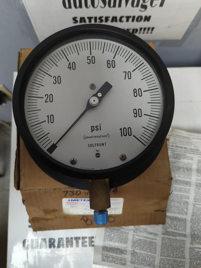 AMETEK,0-100,PSI PRESSUR GAUGE 5-1/2 IN  DIA 1/4 IN  NPT NOS