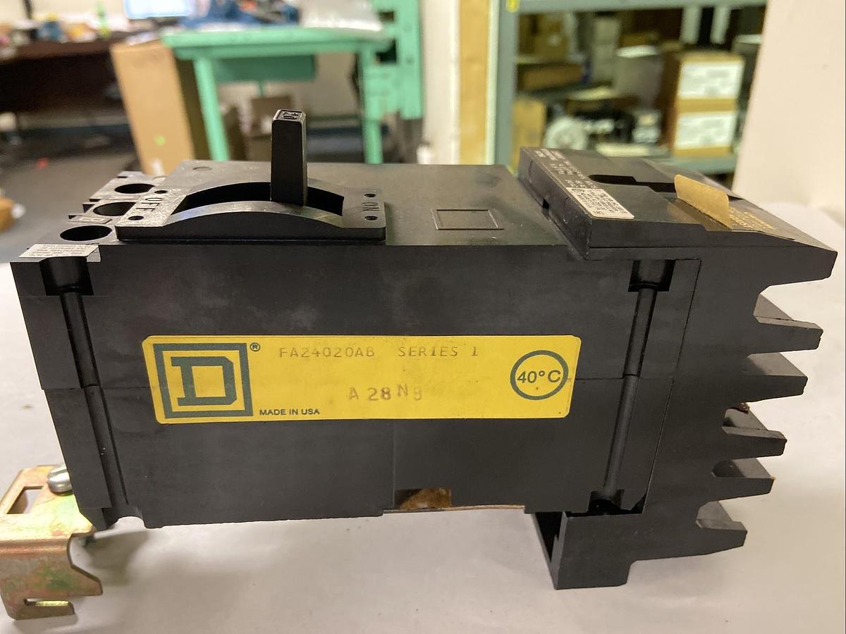 Square D,FA24020AB,20 Amp Circuit Breaker 480V 2 pole