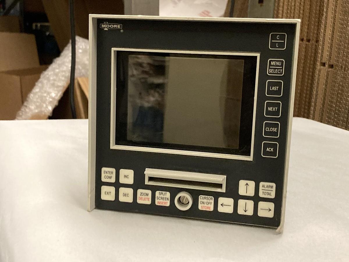 Used Moore,15999-202,Multipoint Digital Chart Recorder