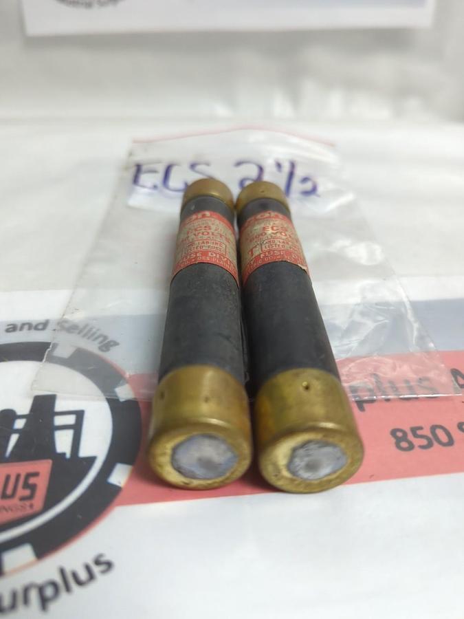 Used ECON,ECS-2-1/2,CLASS K5 2-1/2 AMP FUSE LOT OF 2 PRE-OWNED