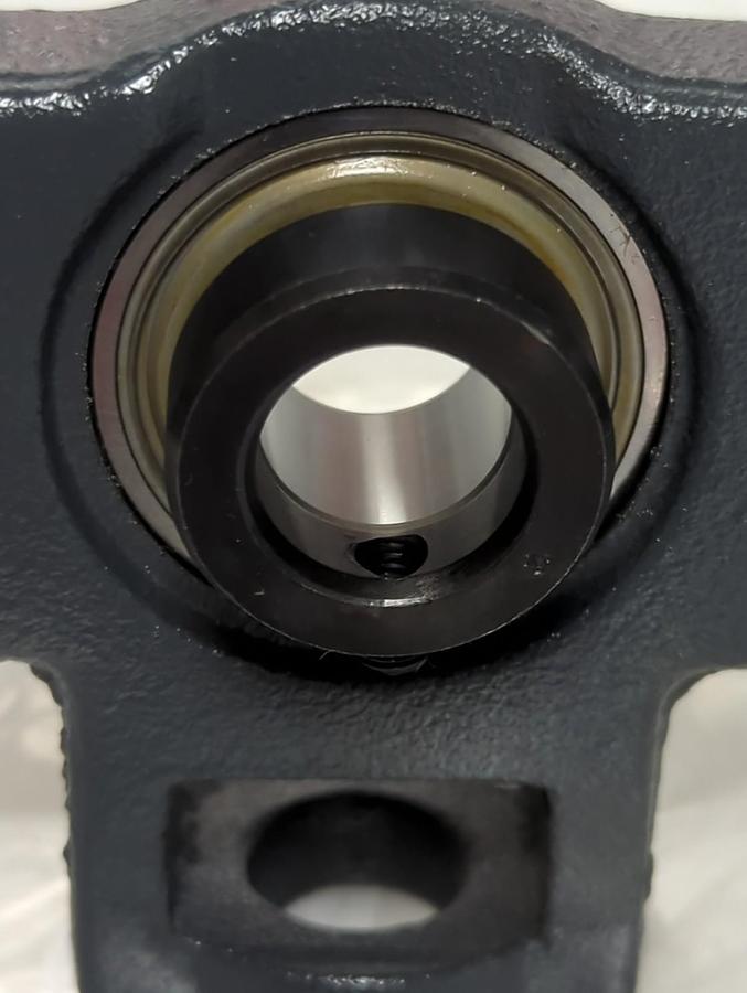 Used HUB-CITY,TU-B220X3/4,TAKE-UP BEARING 3/4 INCH BORE PRE-OWNED