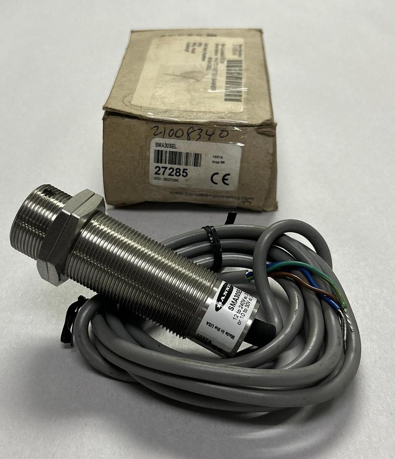 Used BANNER,SMA30SEL,EMITTER SENSOR SWITCH NEW