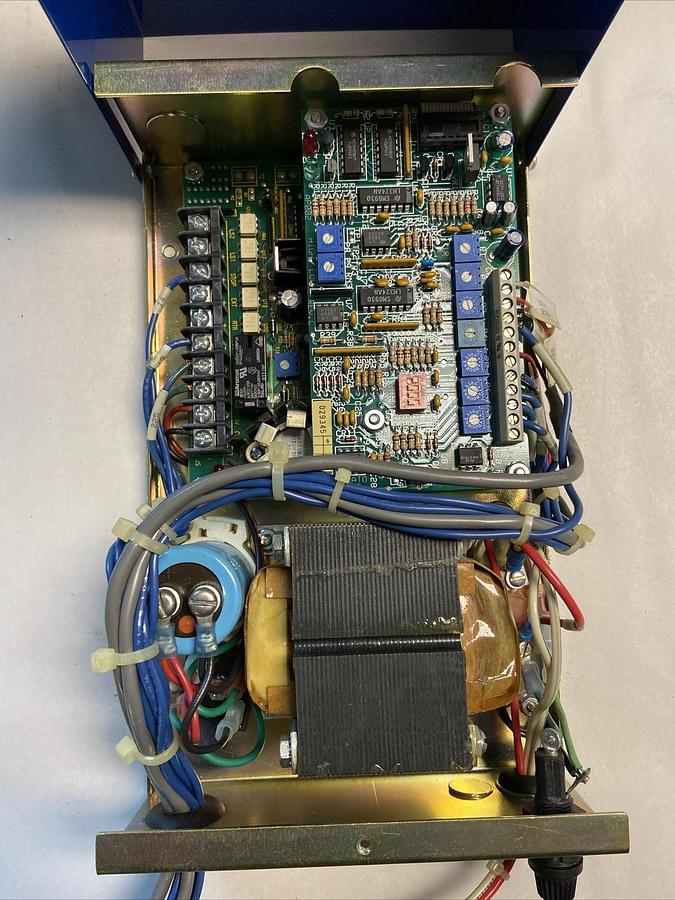 Used Industrial Devices,D2502B,D Series Electric Cylinder Control Module