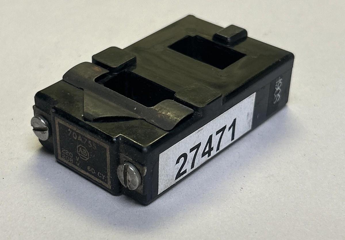 Used ALLEN BRADLEY,70A755,COIL 208/220V