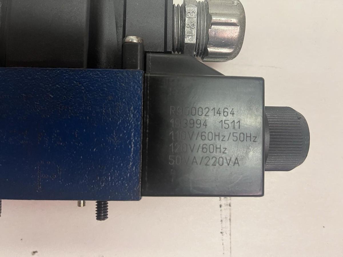 Used REXROTH,R978873115,Directional Valve 4WE6E62/EW110N9DAL/62