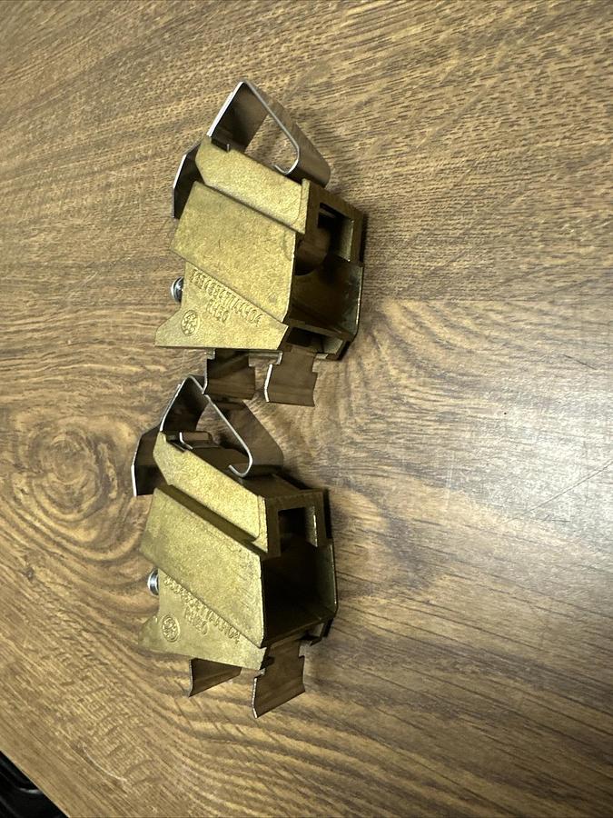 GE,36B465477AAH04,Carbon Brush Holder Lot of 2