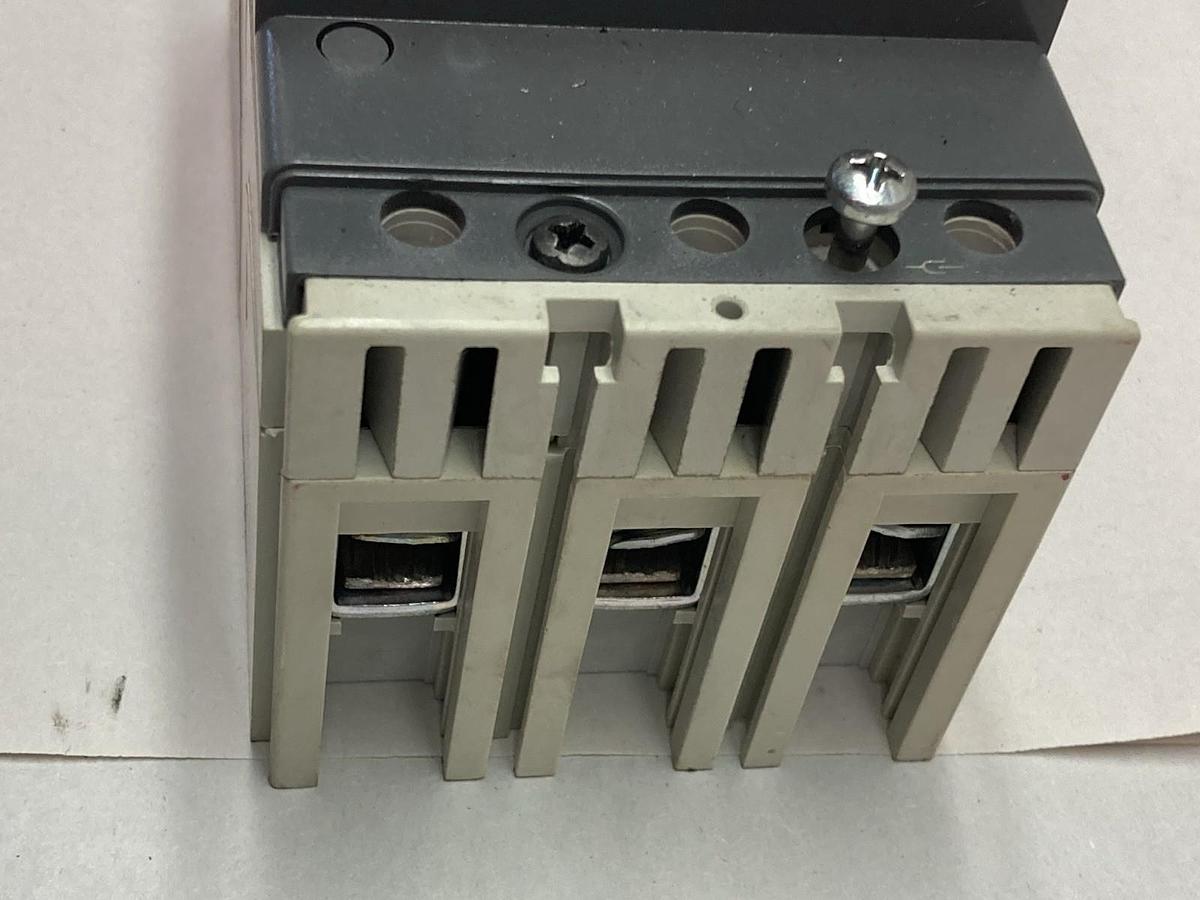 Used ABB,SACE T1N 100,3-Pole Circuit Breaker 480-600V 50/60Hz