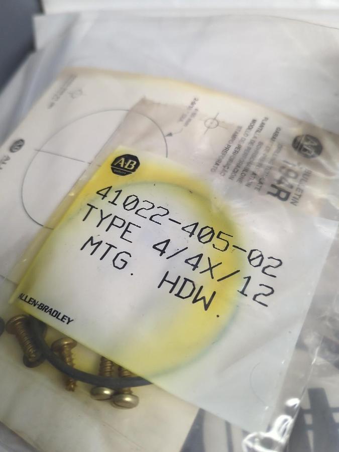 ALLEN BRADLEY,194R-HM4E,SERIES A OPERATING DISCONNECT HANDLE NOS