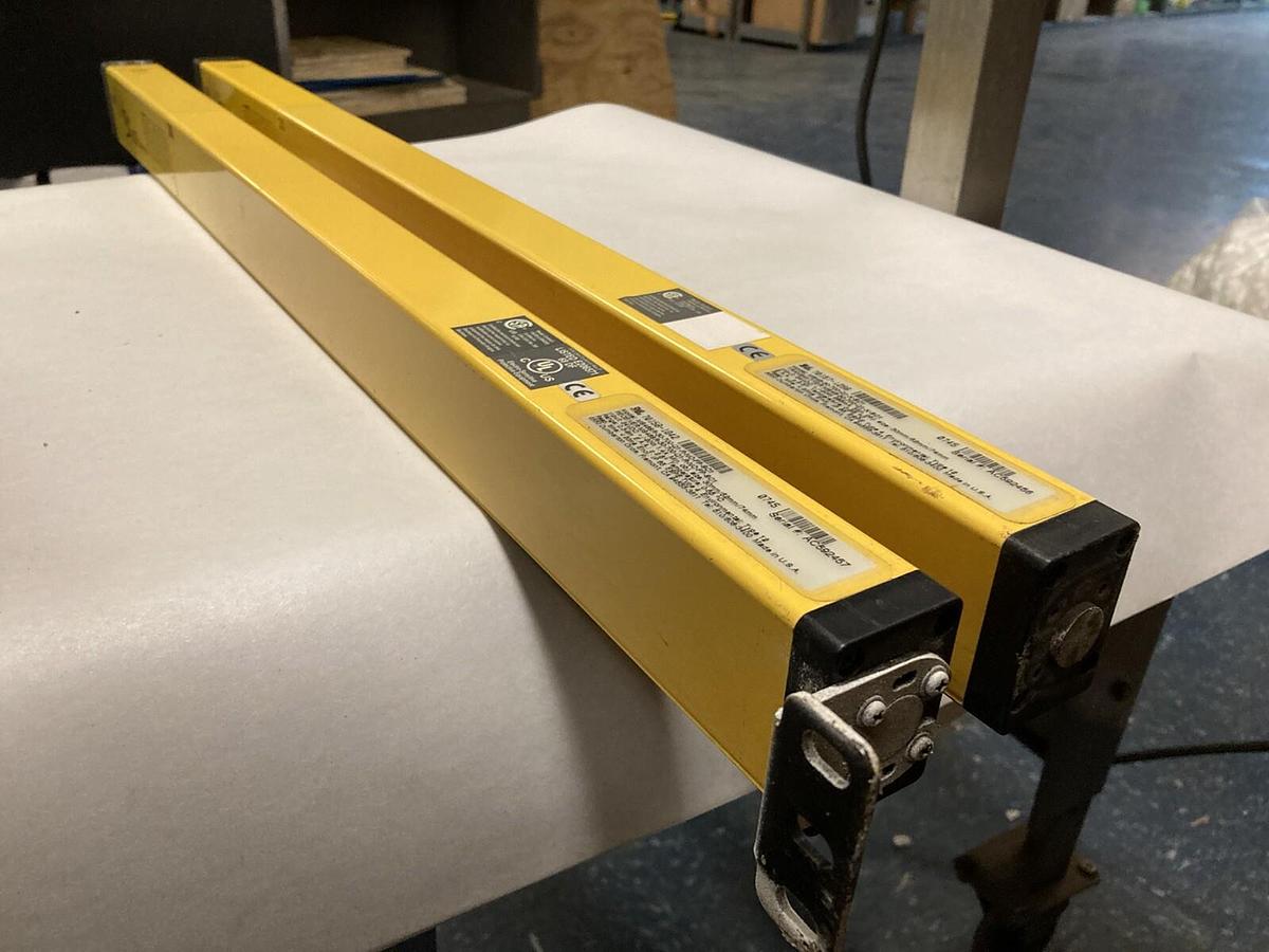 Used STI,MS46SR-30-700-Q1-R-NO-FP-SC1 MS46-30-700-Q1-X-SC1, Receiver & Transmitter