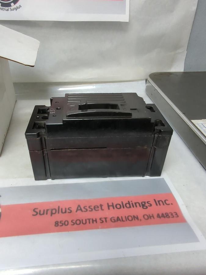 Used GENERAL ELECTRIC,TE122030,CIRCUIT BREAKER 20 AMP 2-POLE PRE-OWNED